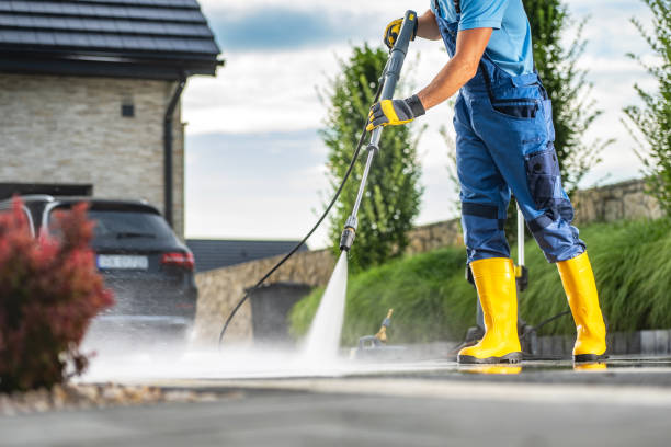 Best Gutter Cleaning and Brightening in Peachtree Corners, GA